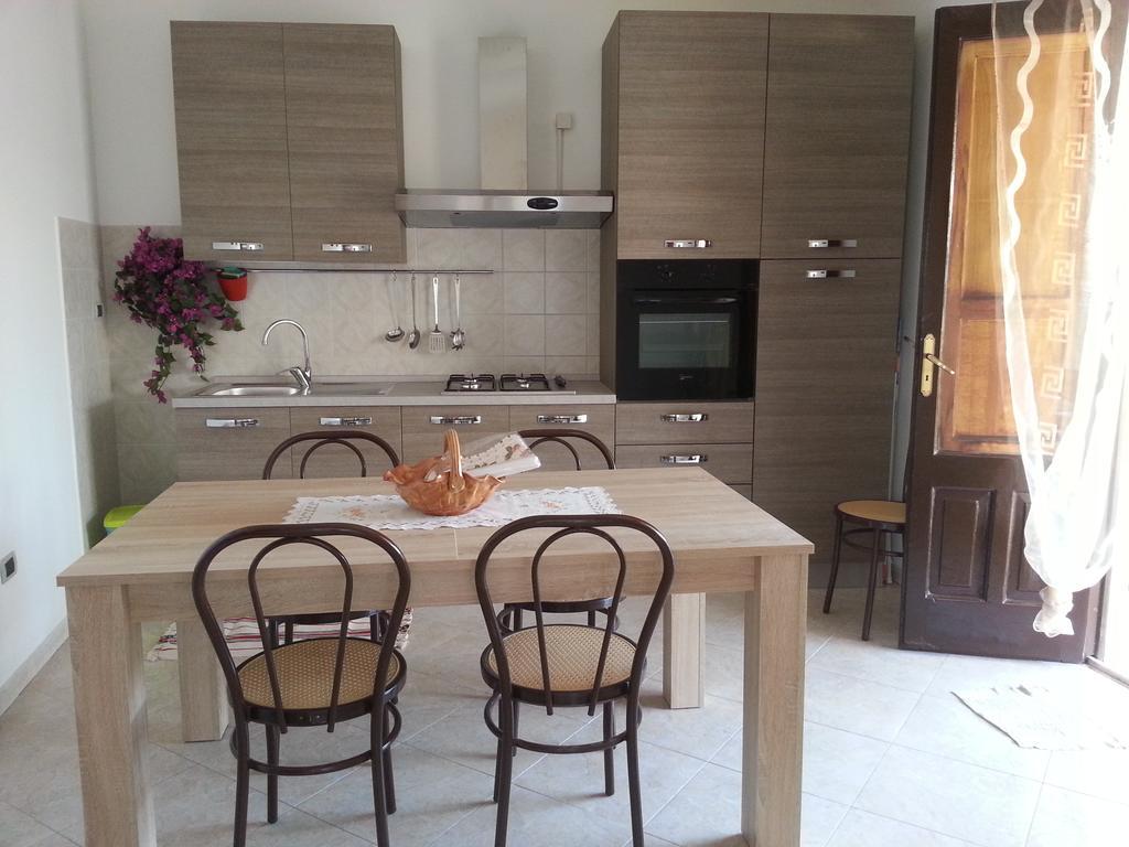 Apartament La Via Del Mare - Acireale Centro Storico Pokój zdjęcie